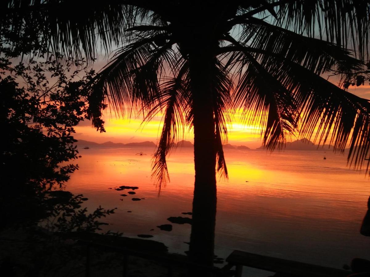 Hut Sunset Island View Hotel El Nido Bagian luar foto