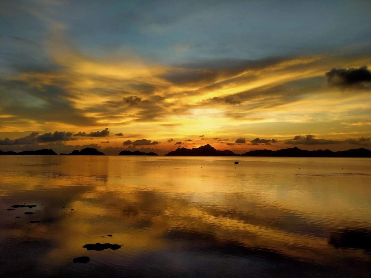 Hut Sunset Island View Hotel El Nido Bagian luar foto