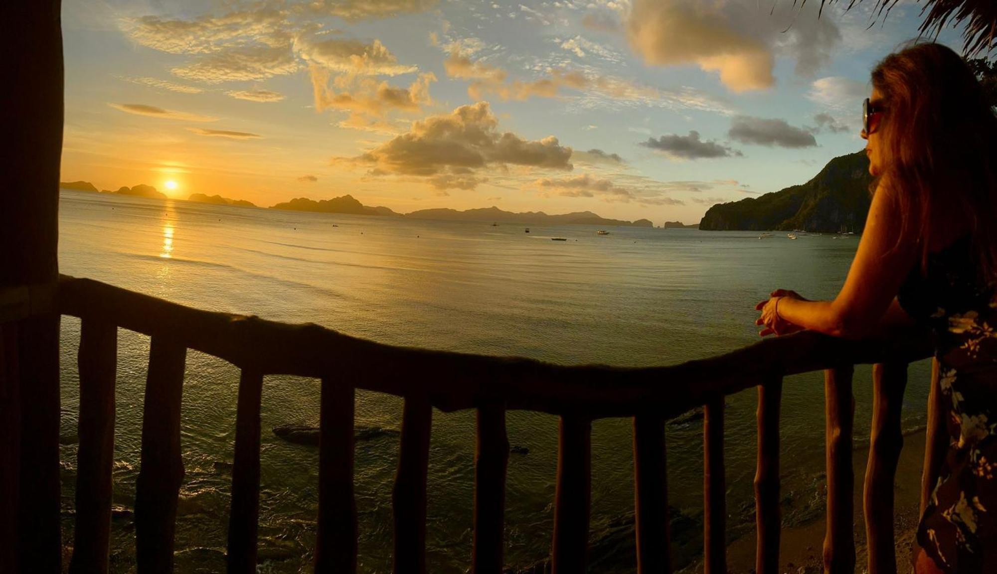 Hut Sunset Island View Hotel El Nido Bagian luar foto