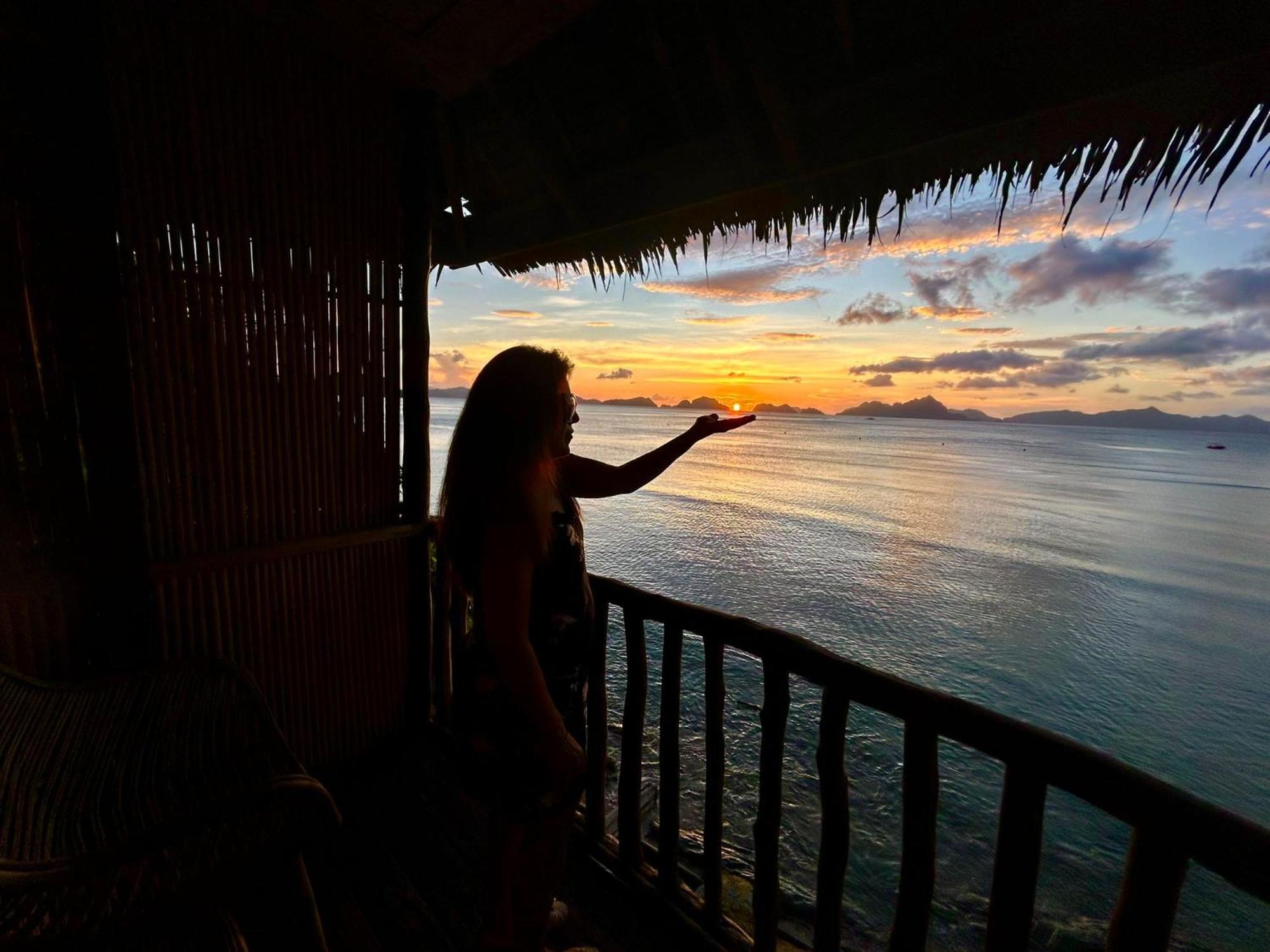 Hut Sunset Island View Hotel El Nido Bagian luar foto